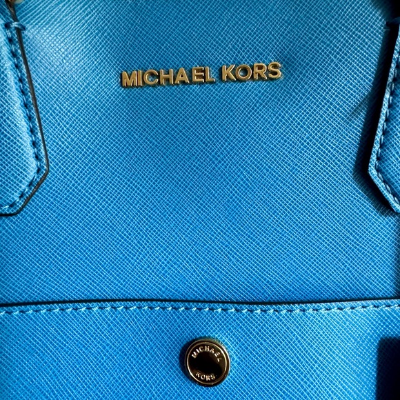 Michael Kors Tote/Shoulder Purse - Picture 8 of 14